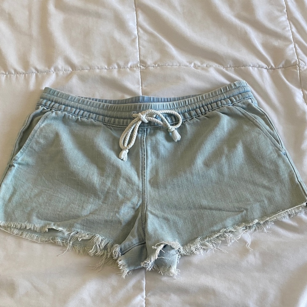 Aerie Light Denim soft Blue Shorts